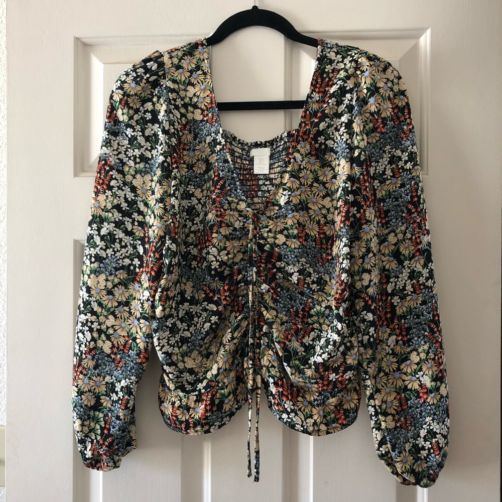 H&M Long Sleeve Floral Crop Top
